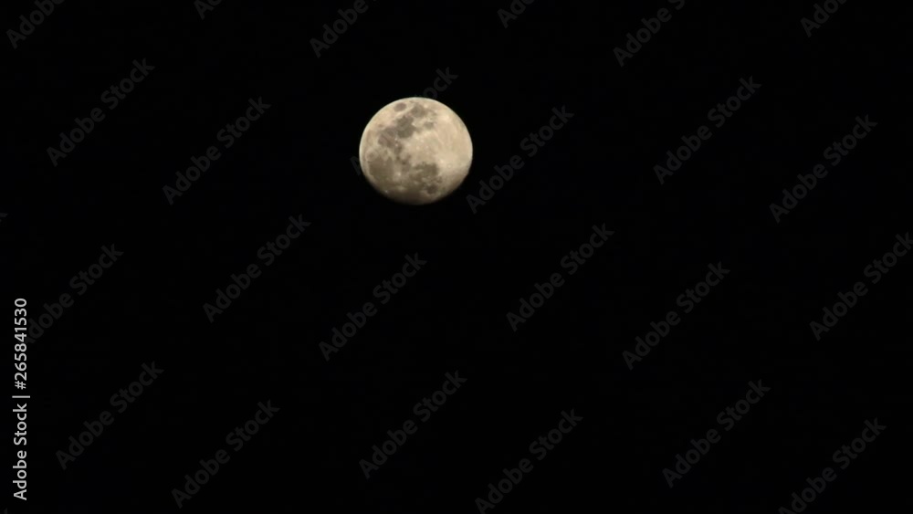 video full moon in the black sky, full moon and cloud videos in different closeness in the sky . video full moon in the black sky, full moon and cloud videos in different closeness in the sky .
