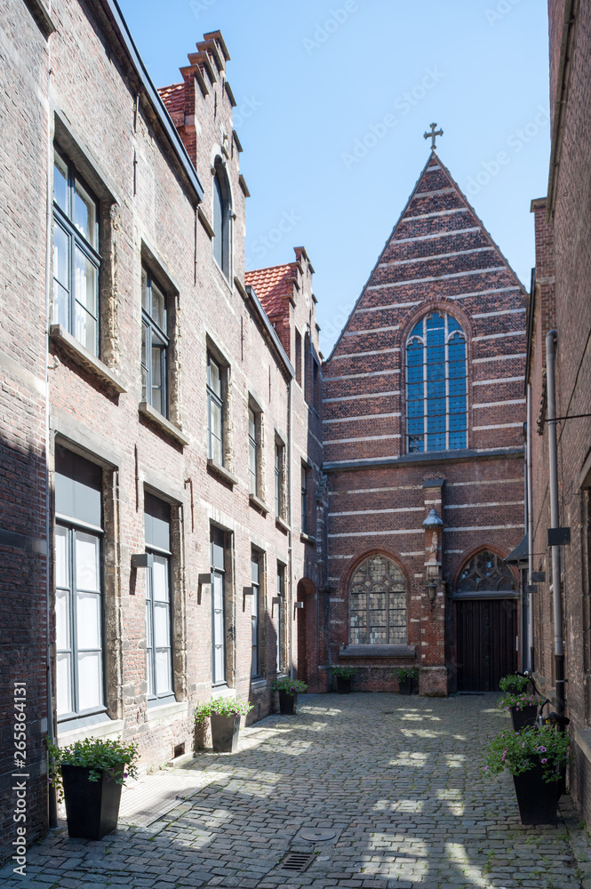 Belgium, Antwerpe, klooster van de Witzusters