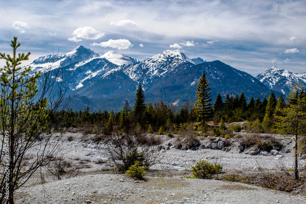 Fototapeta premium Stimmungsvolle Landschaft im Friedergrieß