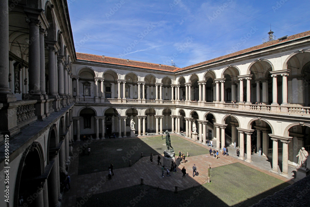 il Cortile d'Onore di Palazzo Brera, Milano