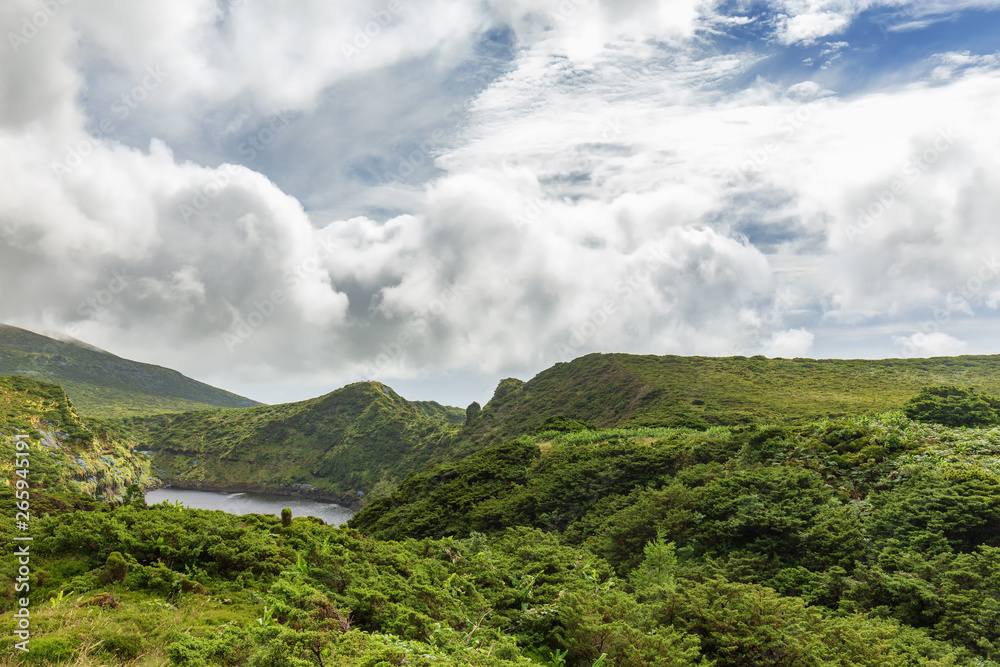 Fototapeta premium Beautiful Clouds over Lagoa Comprida