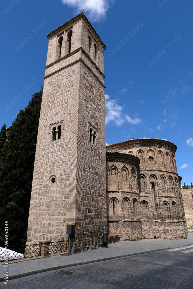 Église Santiago del Arrabal de Tolède en Espagne