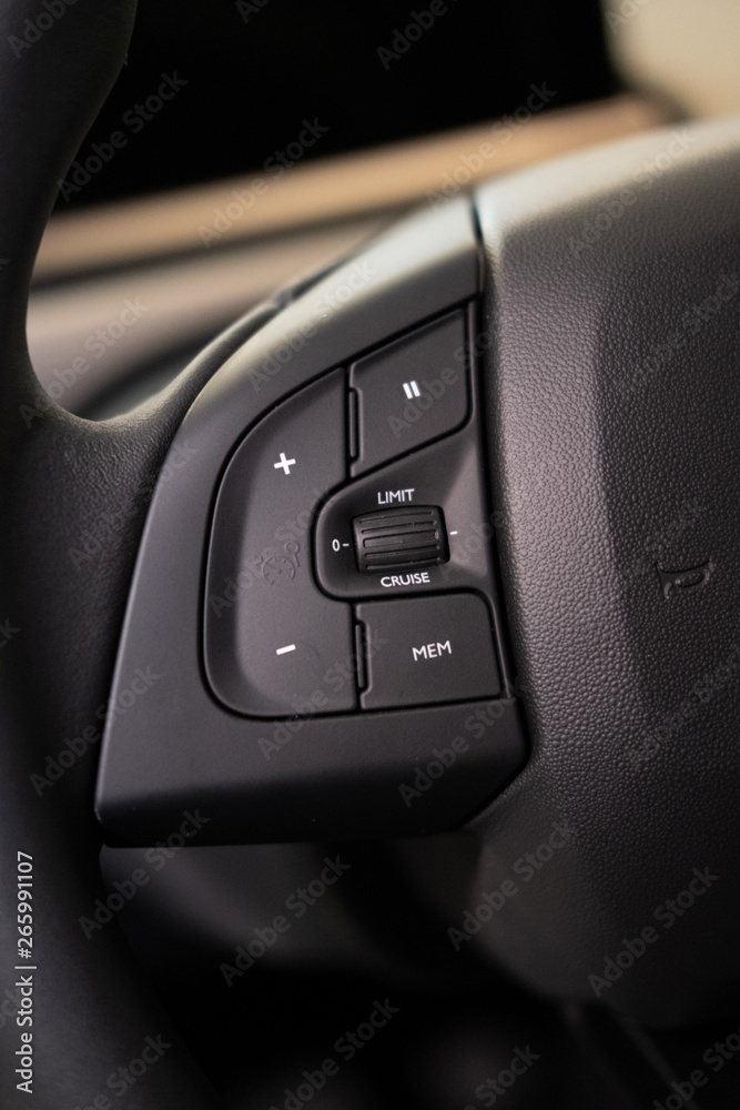 Détail d'éléments carrosserie et moteur d'un véhicule Détail d'éléments carrosserie et moteur d'un véhicule
