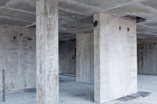 Reinforced concrete construction. The use of materials in modern construction.