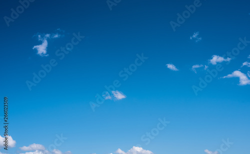 Fototapeta Naklejka Na Ścianę i Meble -  blue sky with few clouds