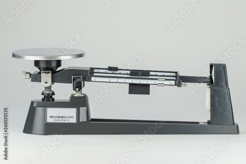 triple beam balance