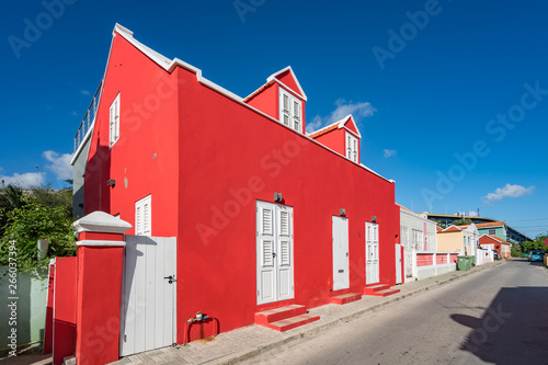 Fototapeta Naklejka Na Ścianę i Meble -   Walking the back streets of Otrobanda   Views arund the small caribbean Island of Curacao