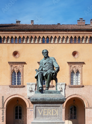 Giuseppe Verdi, Italy, Busseto, the monument. Nobody