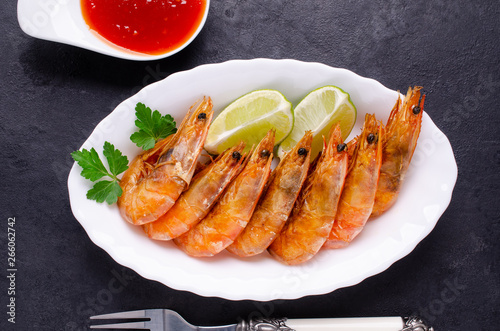 Large fried shrimp with citrus
