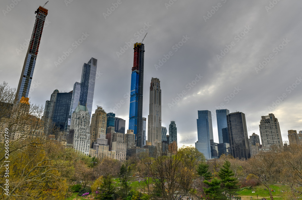 Naklejka premium Billionaire's Row - New York City
