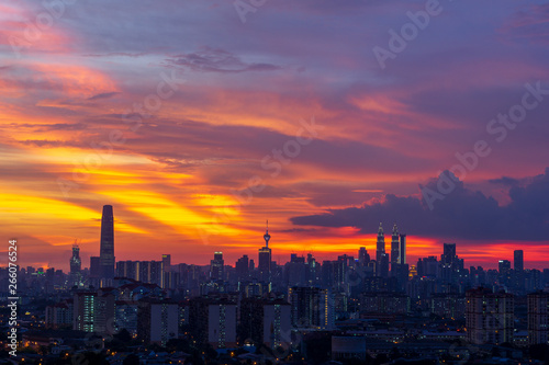 Canvas Print Majestic sunset over downtown Kuala Lumpur, a capital of Malaysia