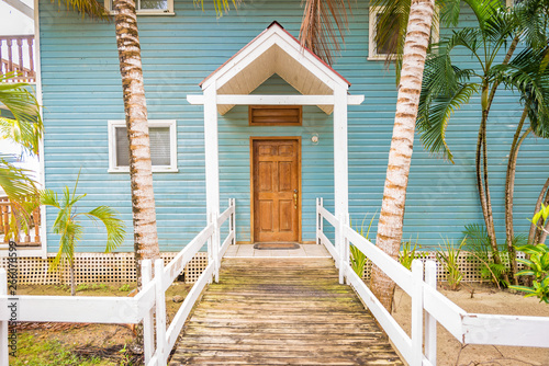 Fototapeta Naklejka Na Ścianę i Meble -  caribbean house on the beach