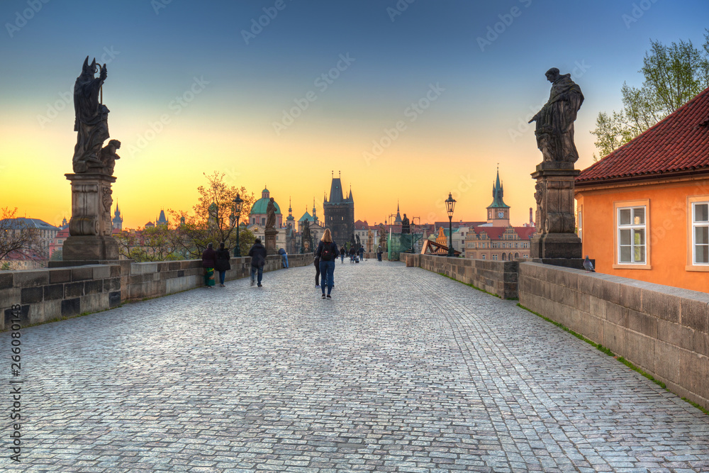 Obraz premium Charles bridge in Prague at sunrise, Czech Republic