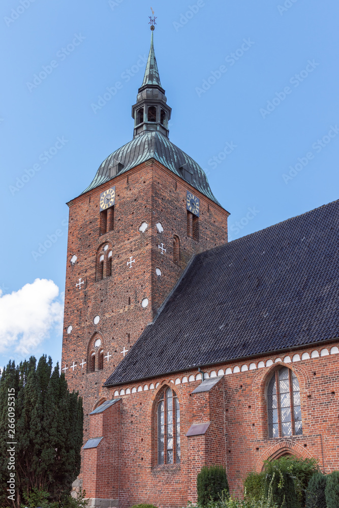 Fototapeta premium Kirche St. Nicolai in Burg auf Fehmarn, Schleswig-Holstein