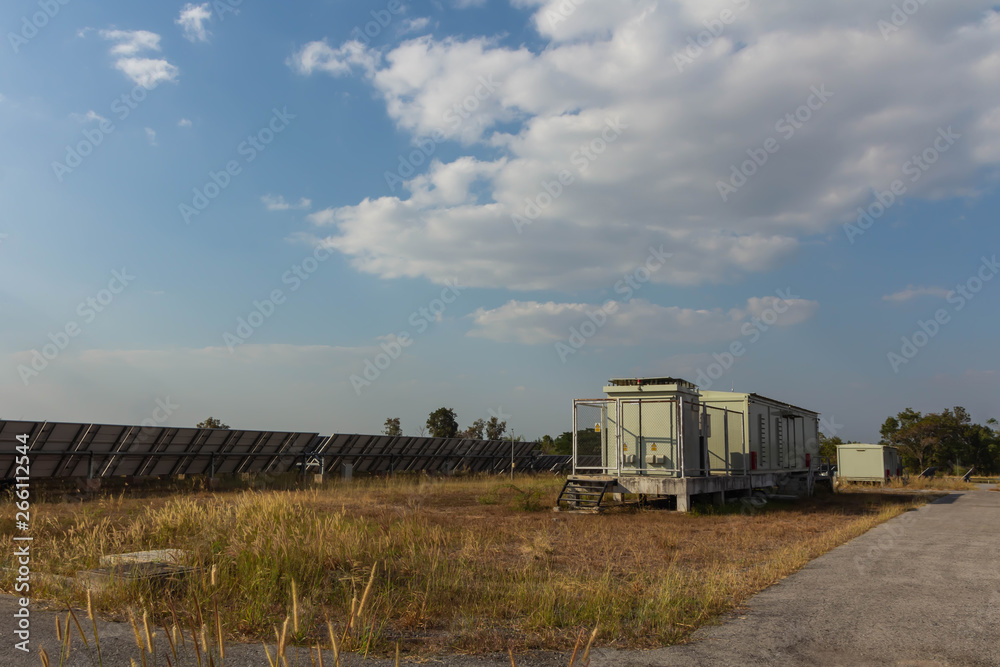 Solar panel, alternative electricity source, concept of sustainable resources, And this is a new system that can generate electricity more than the original, This's the sun tracking systems Solar panel, alternative electricity source, concept of sustainable resources, And this is a new system that can generate electricity more than the original, This's the sun tracking systems