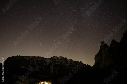 Via Lattea nei cieli dell'Alpe di Campogrosso, Dolomiti (Italia)