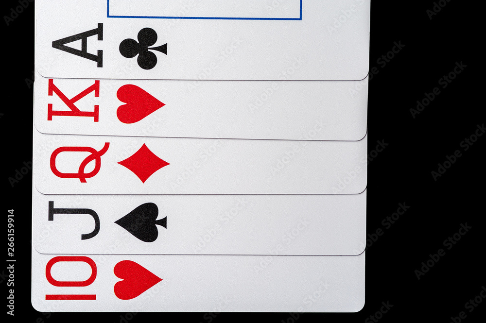 Obraz premium Playing cards on black table