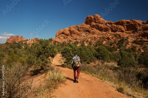 Hiker travels to America in the autumn