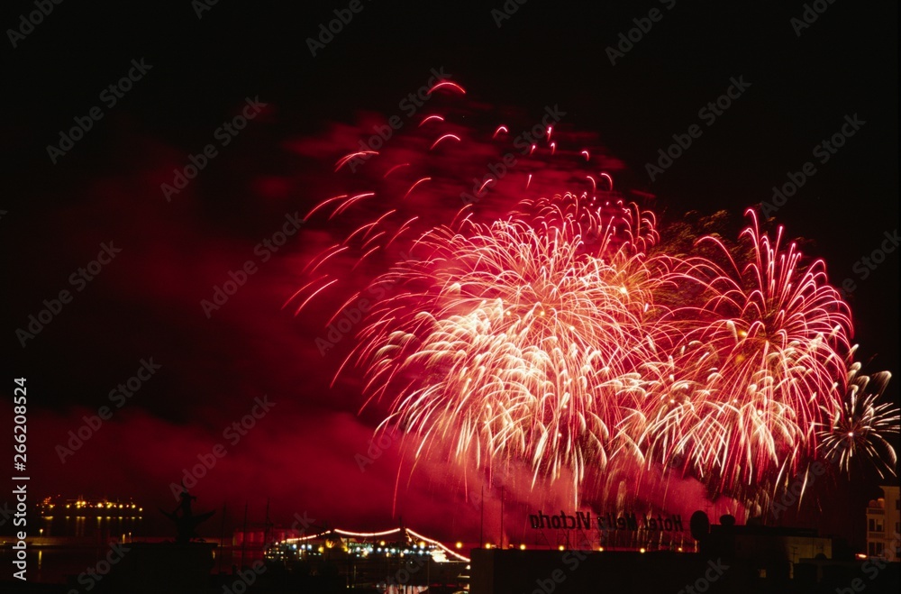 silvester-feuerwerk aug mallorca