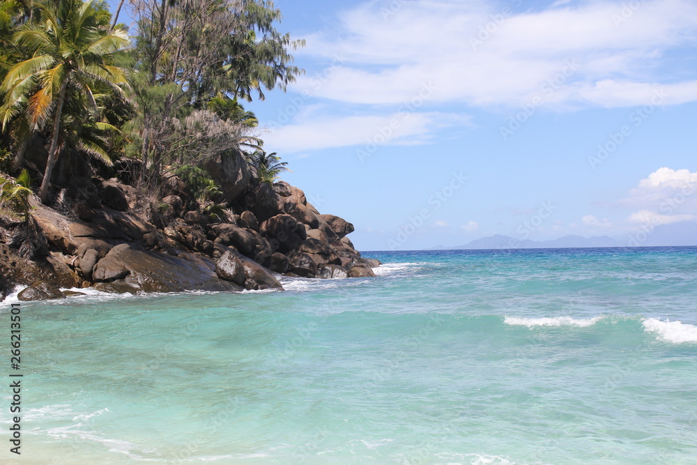 Fototapeta premium seychelles beach private island coconut