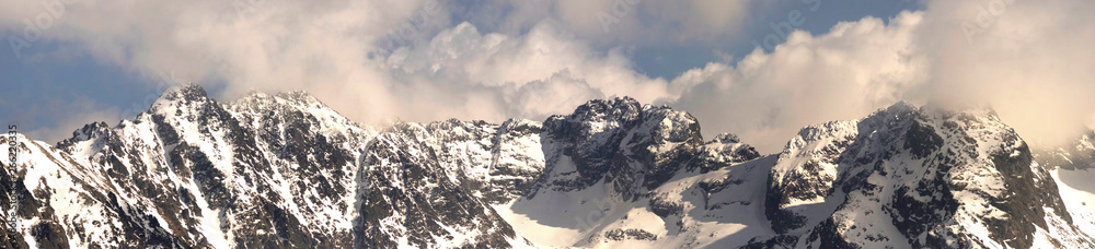 Obraz premium Winter Tatras in Eastern Europe