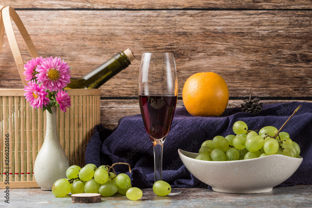 Ripe grapes and delicious wine Ripe grapes and delicious wine