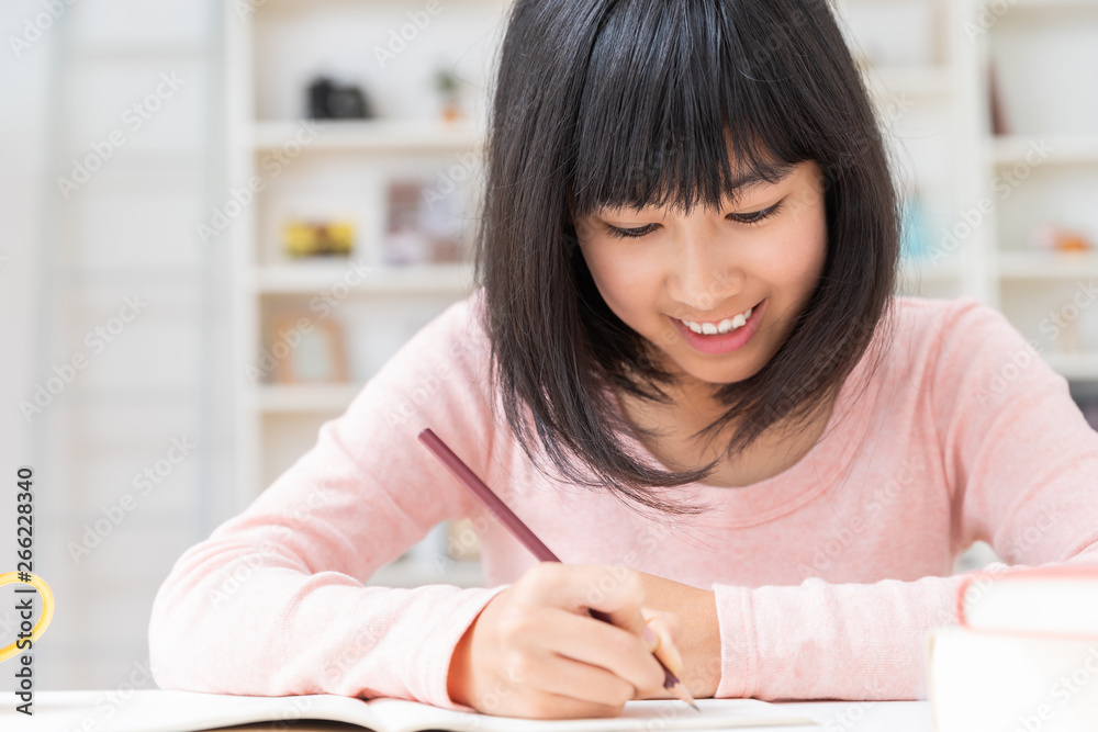 女の子 勉強 女の子 勉強