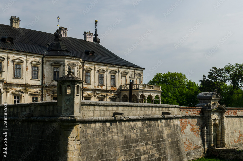 pałac Podhorce 