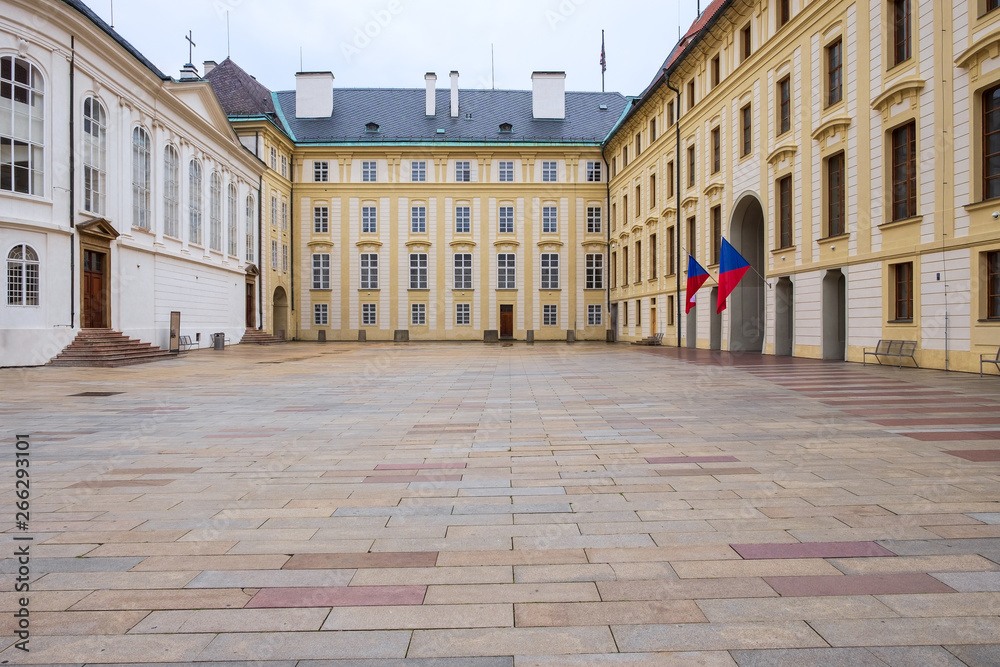 Innenhof des Prager Schloßes