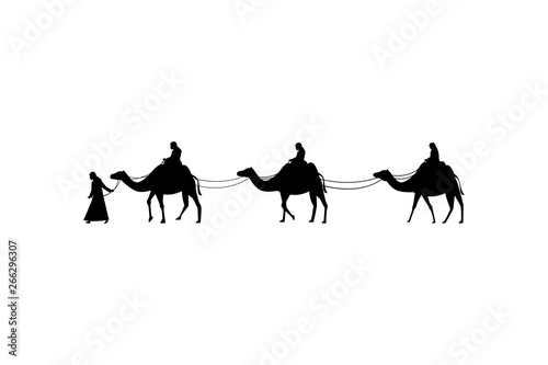 Three Camels and the four people