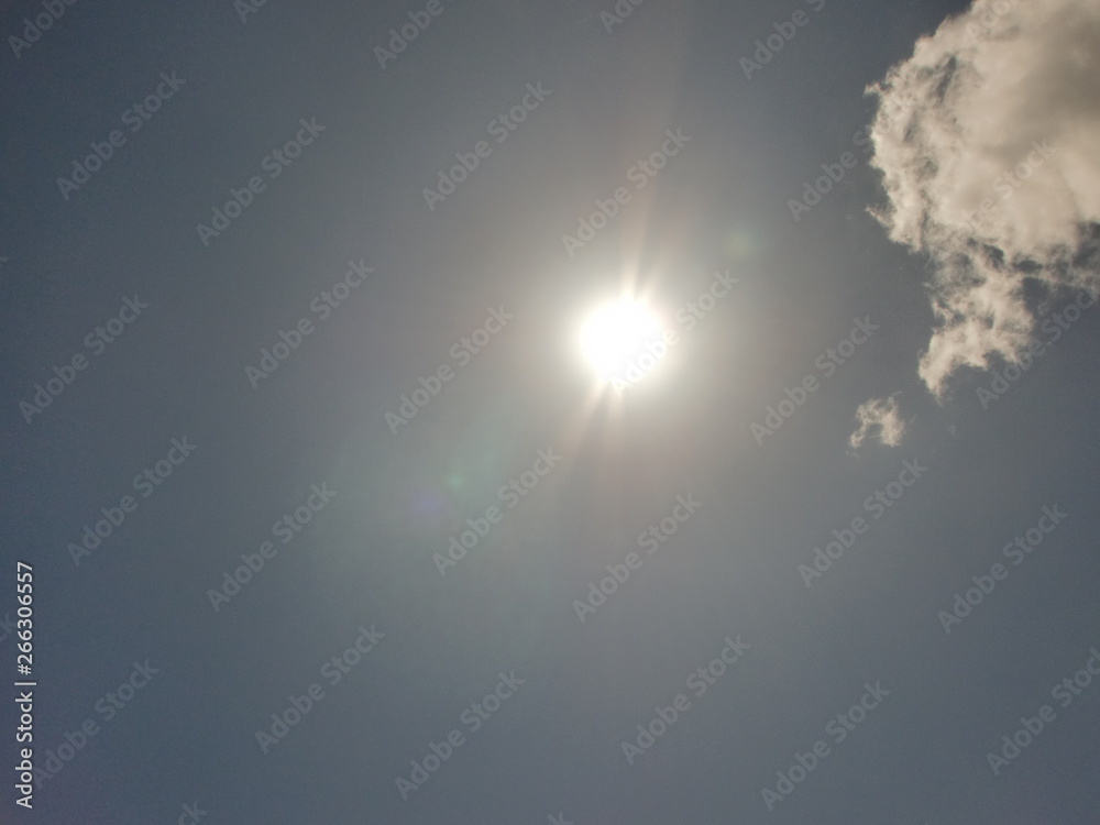 1000_F_266306557_xMUlrIoZ7ut6e