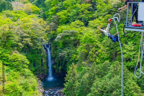 バンジージャンプ　静岡県富士市須津川渓谷