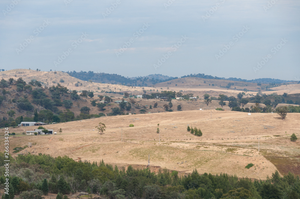 Fototapeta premium Panoramic view of vast Australian countryside farmlands landscape