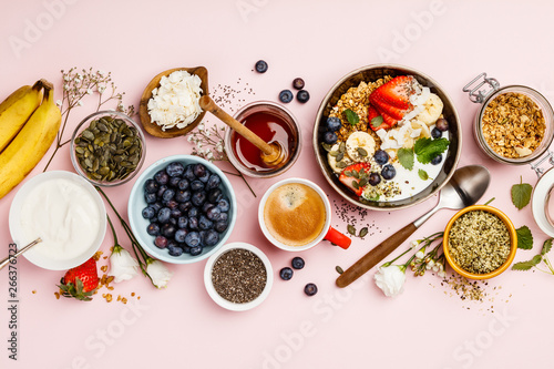 Obraz na plátne Healthy breakfast set with coffee and granola