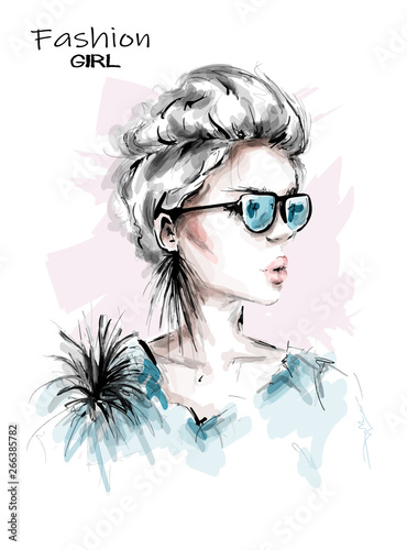 Hand drawn beautiful young woman in sunglasses. Stylish girl with short blonde hair. Fashion woman look. Sketch. Vector illustration.