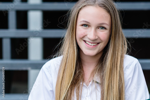 pretty high school student