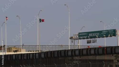 EL PASO TEXAS MEXICO BORDER CROSSING