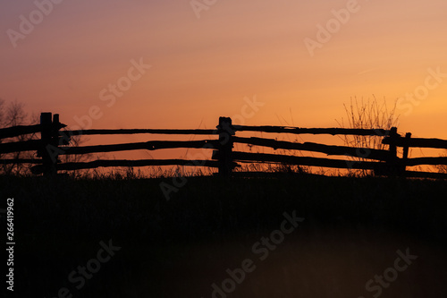 Fence at sunset © Irenee
