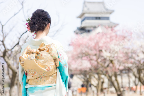 振袖の女性