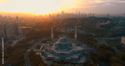 Canvas Print Aerial view of the Federal Territory Mosque, also known as Masjid Wilayah Persek