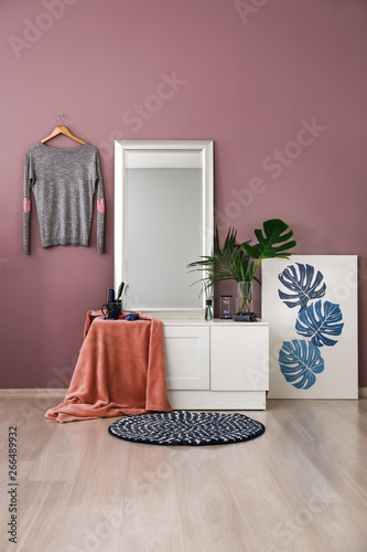 Dressing table with big mir...