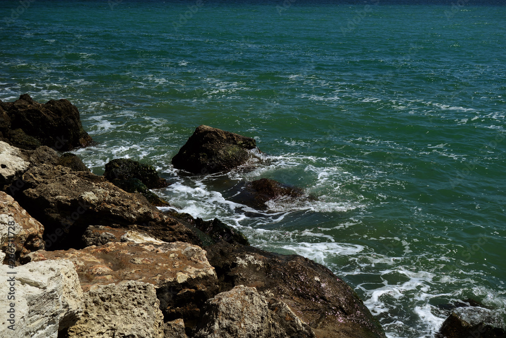 sea and rocks