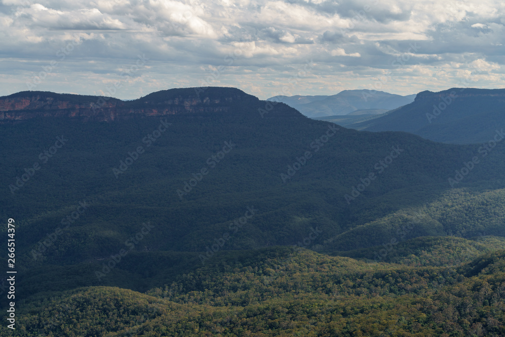 Impressionen aus Katoomba und dem Blue Mountain National Park in Australien mit Jamison Walley und den Three Sisters Impressionen aus Katoomba und dem Blue Mountain National Park in Australien mit Jamison Walley und den Three Sisters