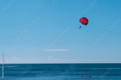 Parachute adventure on the sea