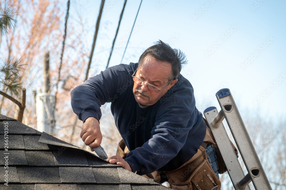 60 years old roofer working 60 years old roofer working