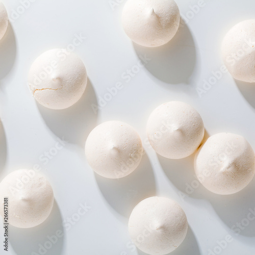 Obraz na płótnie meringue background on white top