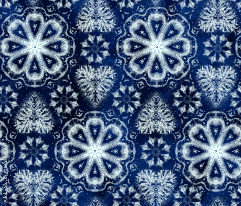 Fototapeta premium Shibori seamless pattern, tie dye background, hearts and flowers