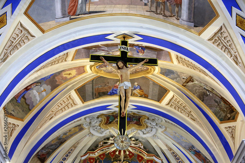 J  sus-Christ sur la croix. Eglise Saint-Nicolas de V  roce.