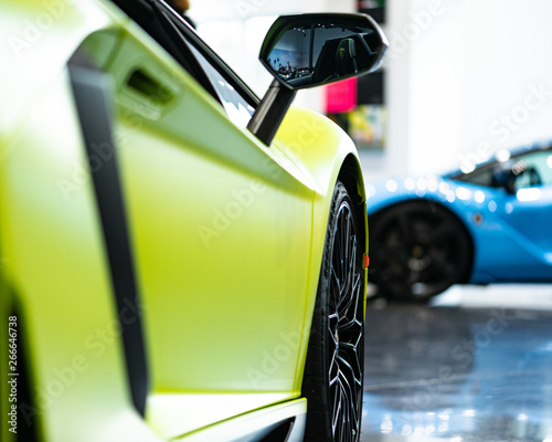 Fotografie, Obraz Green Lamborghini Right Side