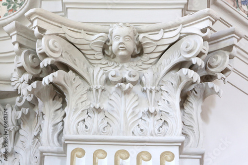 Vierge-Marie. Sculpture sur bois, mŽlze. Oeuvre rŽalisŽe par Christophe Villard. Eglise Saint-Nicolas de VŽroce..